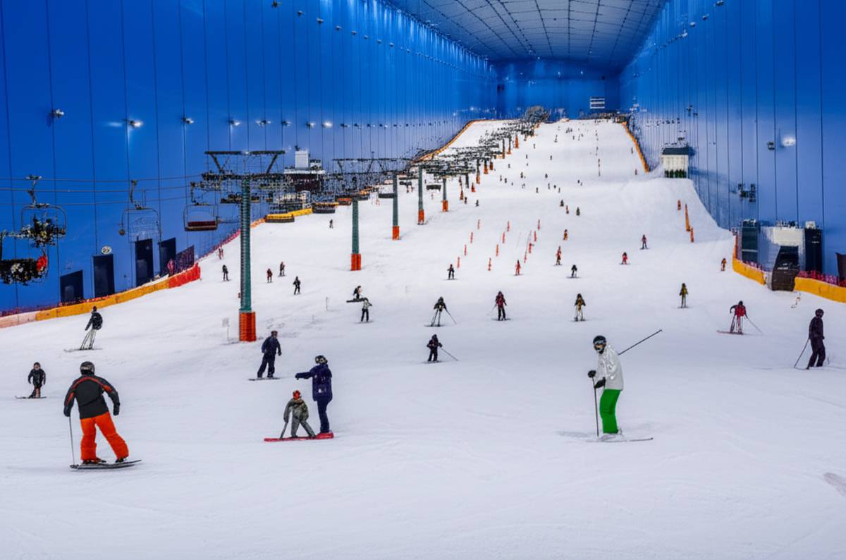 پیست اسکی دبی (Ski Dubai) | راهنمای جامع بلیط و امکانات